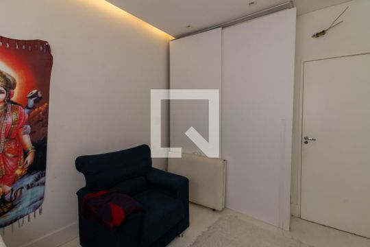 Quarto 1 de casa à venda com 2 quartos, 174m² em Jardim Santa Francisca, Guarulhos
