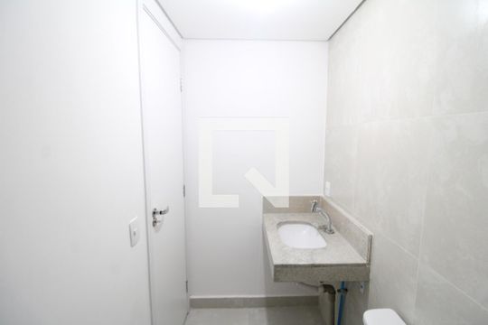 Banheiro de apartamento para alugar com 2 quartos, 47m² em Parque Mandaqui, São Paulo