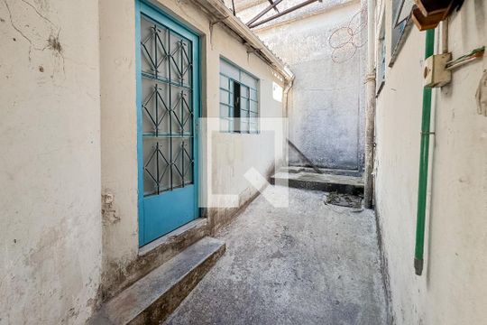 Térreo de casa para alugar com 3 quartos, 447m² em Cambuci, São Paulo
