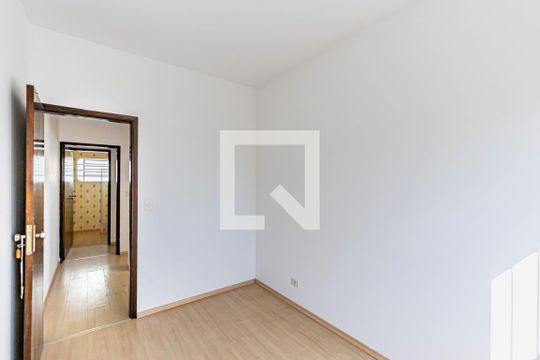 Quarto 01 de casa à venda com 3 quartos, 110m² em Caxingui, São Paulo