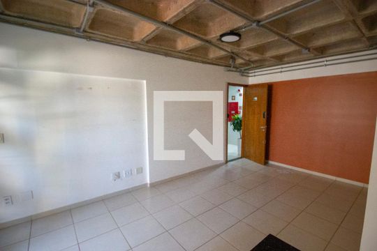 Sala de apartamento à venda com 3 quartos, 77m² em  Águas Claras, Brasília