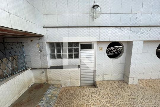 Casa para alugar com 4 quartos, 630m² em Fonte Grande, Contagem