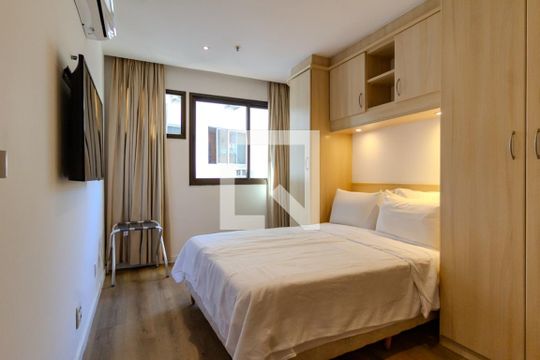 Quarto de apartamento à venda com 1 quarto, 45m² em Ipanema, Rio de Janeiro
