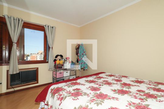 Quarto 1 de apartamento à venda com 3 quartos, 155m² em Jardim Itu, Porto Alegre