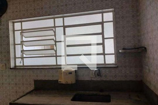 Cozinha de casa para alugar com 2 quartos, 300m² em Cidade Mãe do Céu, São Paulo