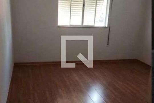 Quarto de casa para alugar com 2 quartos, 300m² em Cidade Mãe do Céu, São Paulo