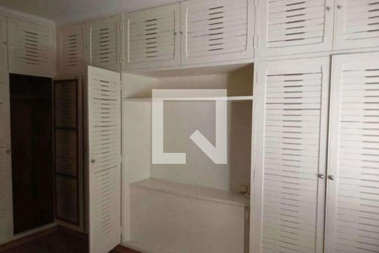 Quarto de casa para alugar com 2 quartos, 300m² em Cidade Mãe do Céu, São Paulo