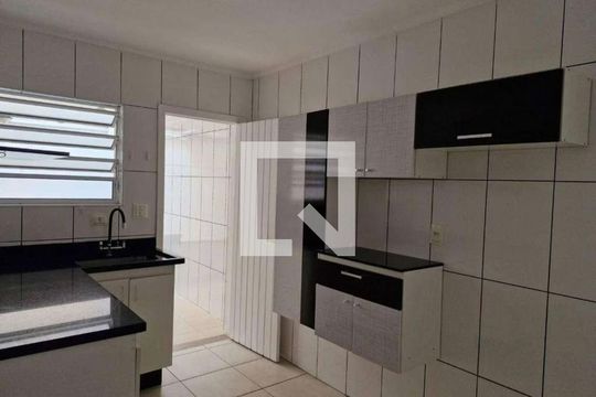 Cozinha de casa para alugar com 2 quartos, 260m² em Ipiranga, São Paulo