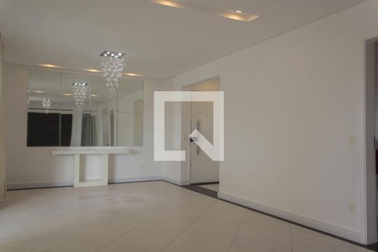 Sala de apartamento para alugar com 3 quartos, 123m² em Centro, São Bernardo do Campo