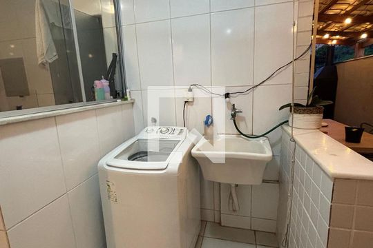 Área de serviço  de apartamento para alugar com 3 quartos, 177m² em Santo Antônio, Belo Horizonte