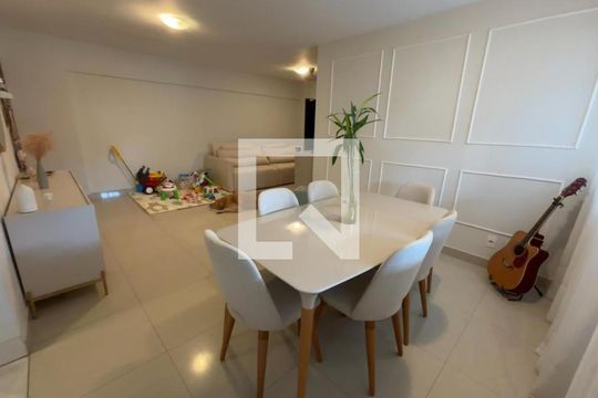 Sala  de apartamento para alugar com 3 quartos, 177m² em Santo Antônio, Belo Horizonte