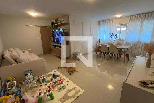 Apartamento para alugar com 3 quartos, 177m² em Santo Antônio, Belo Horizonte