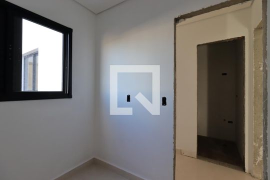 Quarto de apartamento à venda com 2 quartos, 105m² em Utinga, Santo André