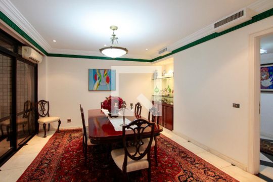 Sala de apartamento à venda com 5 quartos, 339m² em Barra da Tijuca, Rio de Janeiro