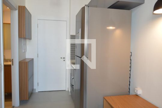 Cozinha de apartamento para alugar com 1 quarto, 30m² em Vila Mariana, São Paulo