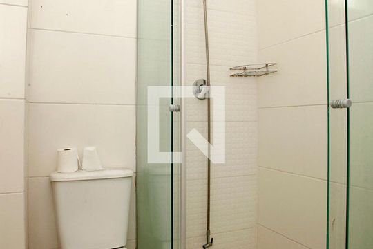 Banheiro de apartamento à venda com 1 quarto, 50m² em Cidade Baixa, Porto Alegre