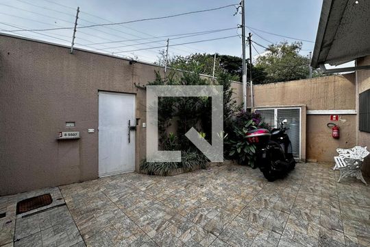 Área comum de kitnet/studio para alugar com 1 quarto, 22m² em Campo Belo, São Paulo