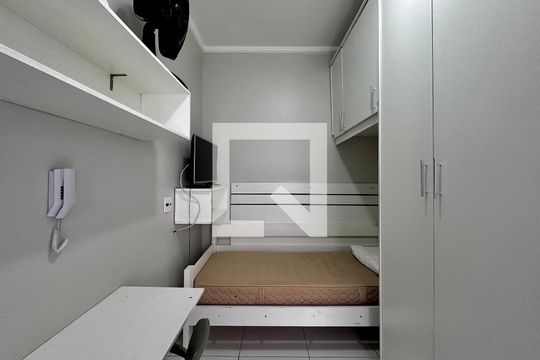 Studio de kitnet/studio para alugar com 0 quarto, 22m² em Campo Belo, São Paulo