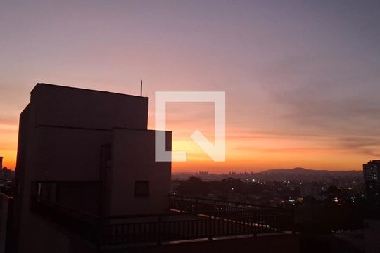 Varanda - vista por do Sol de kitnet/studio para alugar com 1 quarto, 28m² em Tatuapé, São Paulo