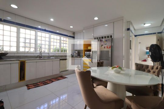 Cozinha de casa para alugar com 6 quartos, 430m² em City Ribeirão, Ribeirão Preto