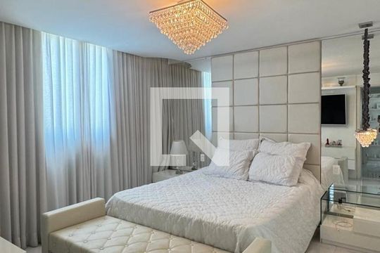 Apartamento para alugar com 3 quartos, 240m² em Castelo, Belo Horizonte