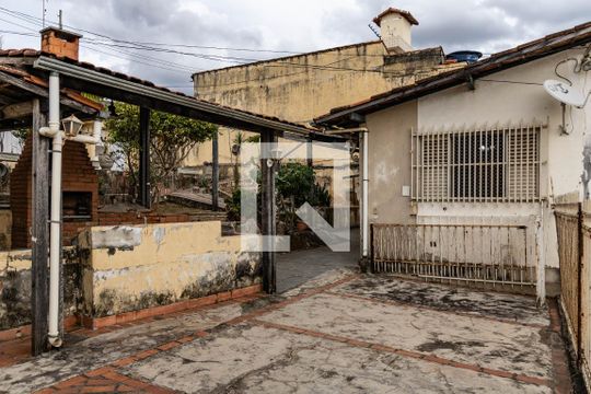Área comum de casa à venda com 3 quartos, 700m² em Alto Caiçaras, Belo Horizonte
