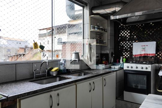 Cozinha de casa à venda com 3 quartos, 700m² em Alto Caiçaras, Belo Horizonte