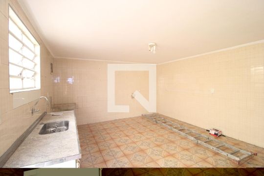 Área de Serviço de casa à venda com 3 quartos, 194m² em Jardim Cliper, São Paulo