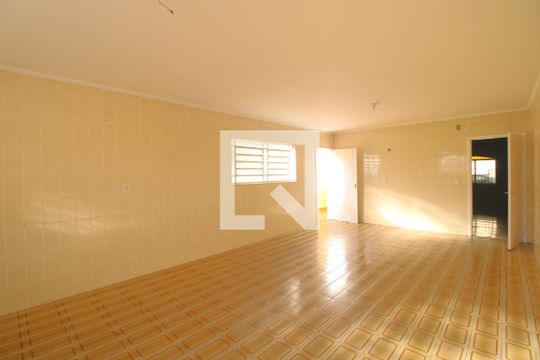 Cozinha de casa à venda com 3 quartos, 194m² em Jardim Cliper, São Paulo