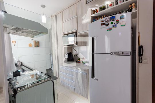 Cozinha de apartamento à venda com 2 quartos, 76m² em Jardim das Maravilhas, Santo André