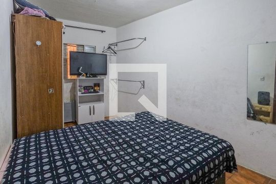 Casa à venda com 4 quartos, 410m² em Vila Albertina, São Paulo