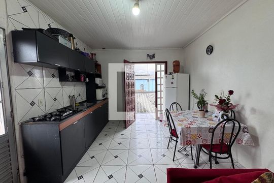 Sala/Cozinha de casa à venda com 2 quartos, 140m² em Santos Dumont, São Leopoldo