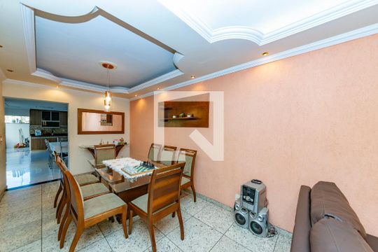 Sala 1 de casa à venda com 4 quartos, 297m² em Teixeira Dias, Belo Horizonte