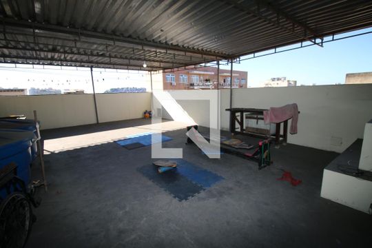 Terraço de casa à venda com 4 quartos, 200m² em Vila da Penha, Rio de Janeiro