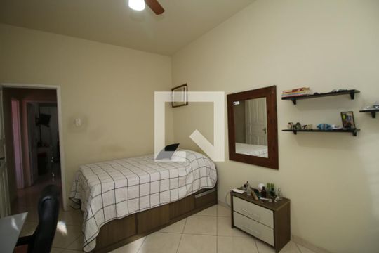 Quarto 1 de casa à venda com 4 quartos, 200m² em Vila da Penha, Rio de Janeiro