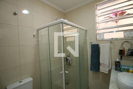 Banheiro de casa à venda com 4 quartos, 200m² em Vila da Penha, Rio de Janeiro