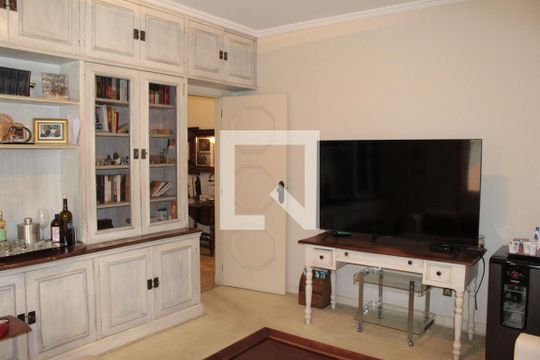 Sala 3 de apartamento à venda com 2 quartos, 290m² em Higienópolis, São Paulo