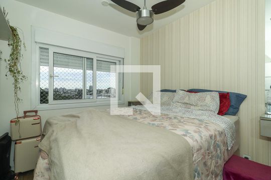 Suíte de apartamento à venda com 2 quartos, 56m² em São Sebastião, Porto Alegre