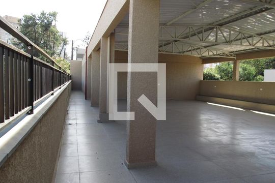 Área Externa/ Terraço de kitnet/studio para alugar com 1 quarto, 29m² em Santa Maria, Osasco