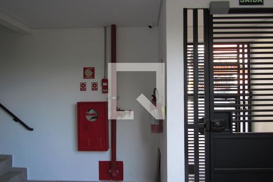 Área Externa de kitnet/studio para alugar com 1 quarto, 29m² em Santa Maria, Osasco