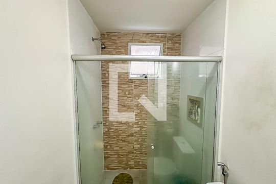 Banheiro de casa de condomínio à venda com 4 quartos, 300m² em Botafogo, Rio de Janeiro