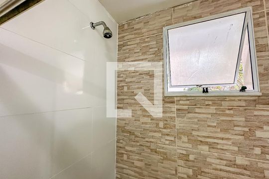 Banheiro de casa de condomínio à venda com 4 quartos, 300m² em Botafogo, Rio de Janeiro