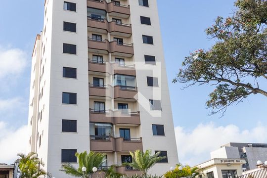 Fachada de apartamento para alugar com 2 quartos, 55m² em Vila Ré, São Paulo