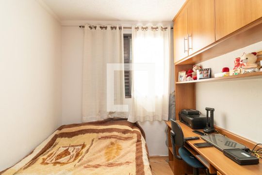 Quarto 2 de apartamento para alugar com 2 quartos, 55m² em Vila Ré, São Paulo