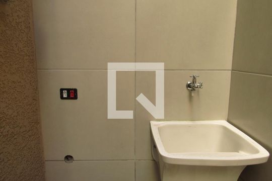 Área de Serviço de kitnet/studio para alugar com 1 quarto, 34m² em Santa Maria, Osasco