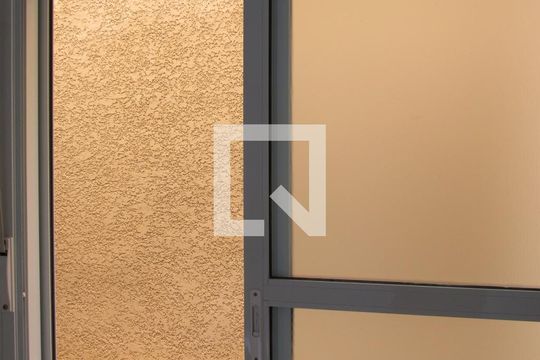 Studio/ Cozinha de kitnet/studio para alugar com 1 quarto, 34m² em Santa Maria, Osasco