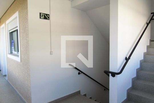 Área Externa de kitnet/studio para alugar com 1 quarto, 39m² em Santa Maria, Osasco