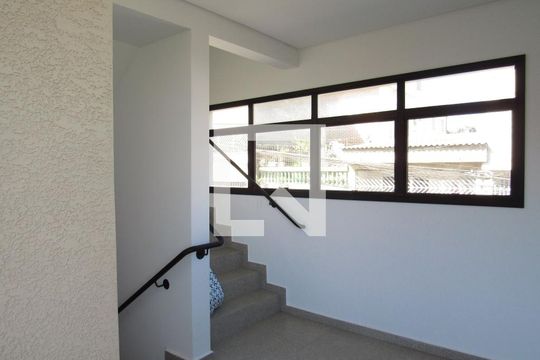 Área Externa de kitnet/studio para alugar com 1 quarto, 39m² em Santa Maria, Osasco