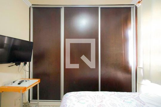 Quarto de apartamento à venda com 4 quartos, 160m² em Sagrada Família, Belo Horizonte
