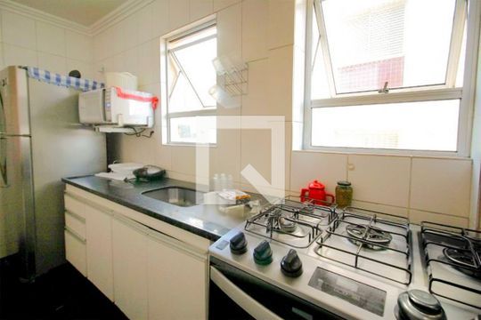 Cozinha de apartamento à venda com 4 quartos, 160m² em Sagrada Família, Belo Horizonte